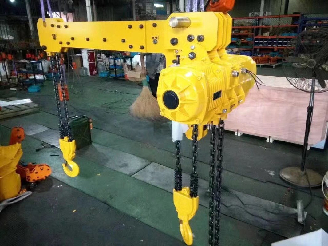 Double Twin Hook Electric Chain Hoist Without Trolley Capacity 2 ton