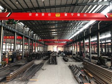 Heavy Loads / Wide Span Double Girder Overhead Electric Cranes For Warehouse