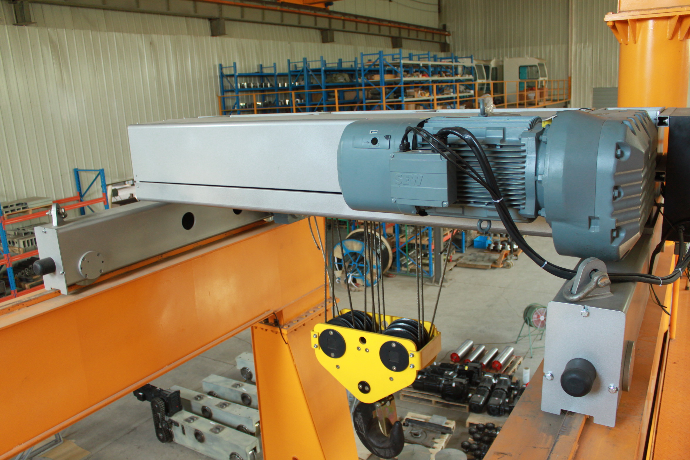 Linmac Crane Rope Two Girder Overhead Crane 2.5kw Mini Wire Rope Hoist